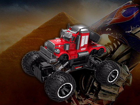 1:14 Optimus Prime climbing SUV 4WD